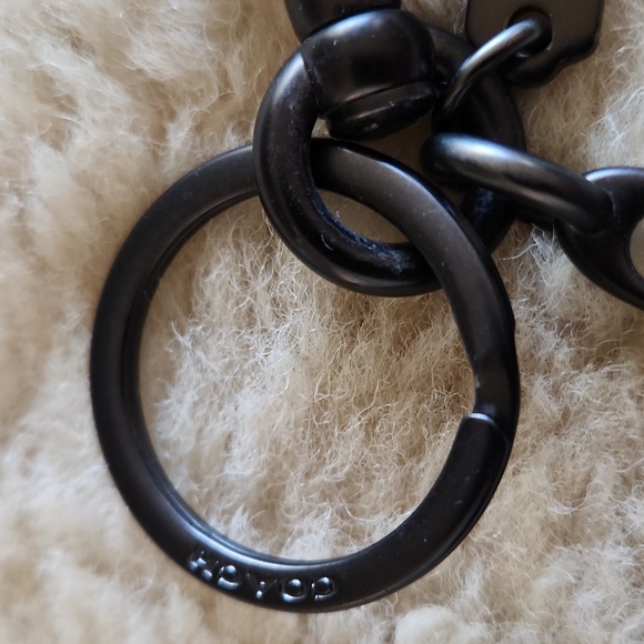 Adorable NWOT Coach Pink Leather Rexy Key Chain or Bag Charm 🦖🩷 - Picture 6 of 11